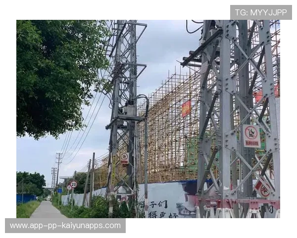 高压防线成功压制对方前插，高压线防护架示意图