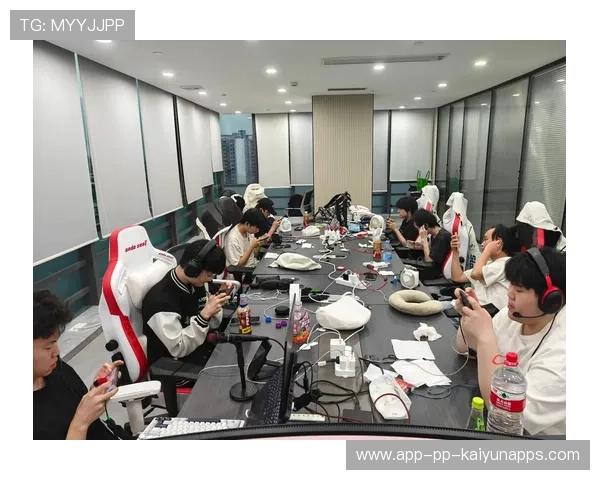 电竞选手训练基地环境首度公开，电竞的训练基地