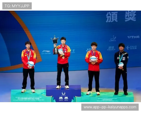 赛后颁奖礼精彩瞬间回放成话题，比赛颁奖仪式视频